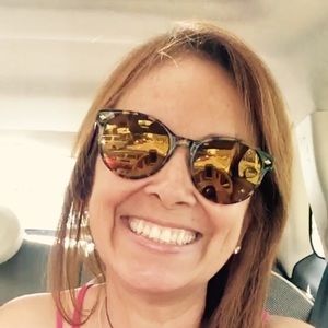 Meet your Posher, Nilda