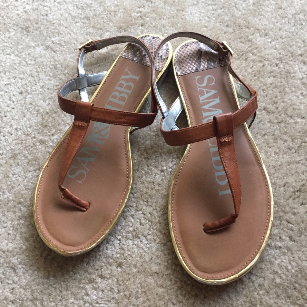 Cute Sam & Libby sandals!