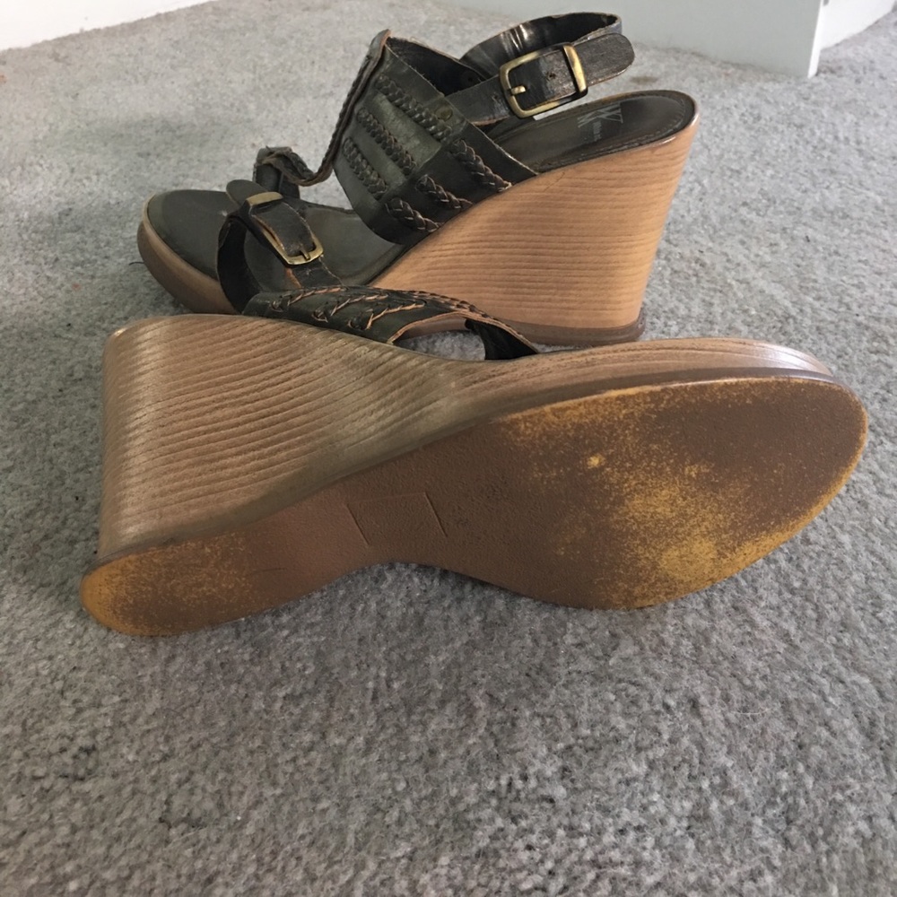 Wedges - Picture 3 of 3