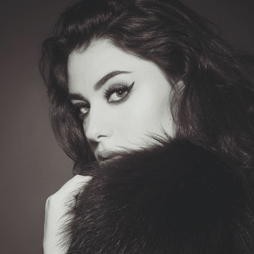 Meet your Posher, Hunter