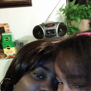 Meet your Posher, Crystal