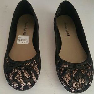 Elegant American Eagle flats
