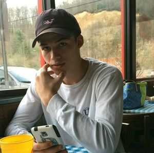 Meet your Posher, Joe