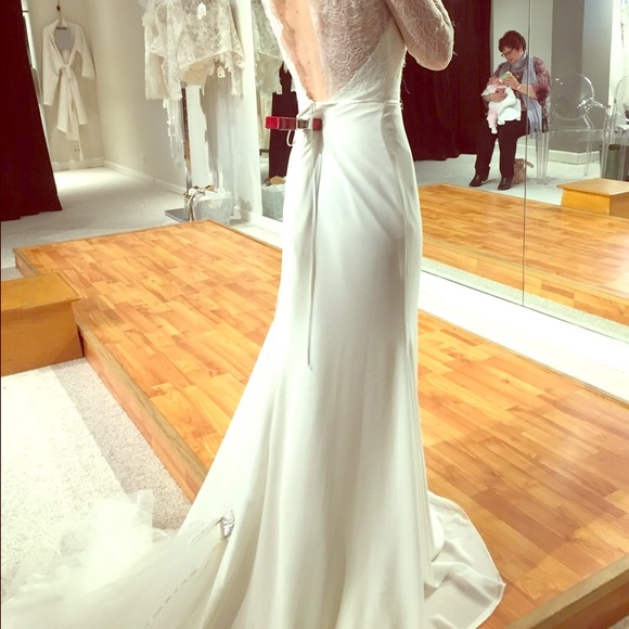 Size 2 Wedding Dress - Picture 3 of 3