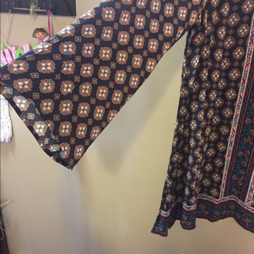 Dress - Picture 4 of 5