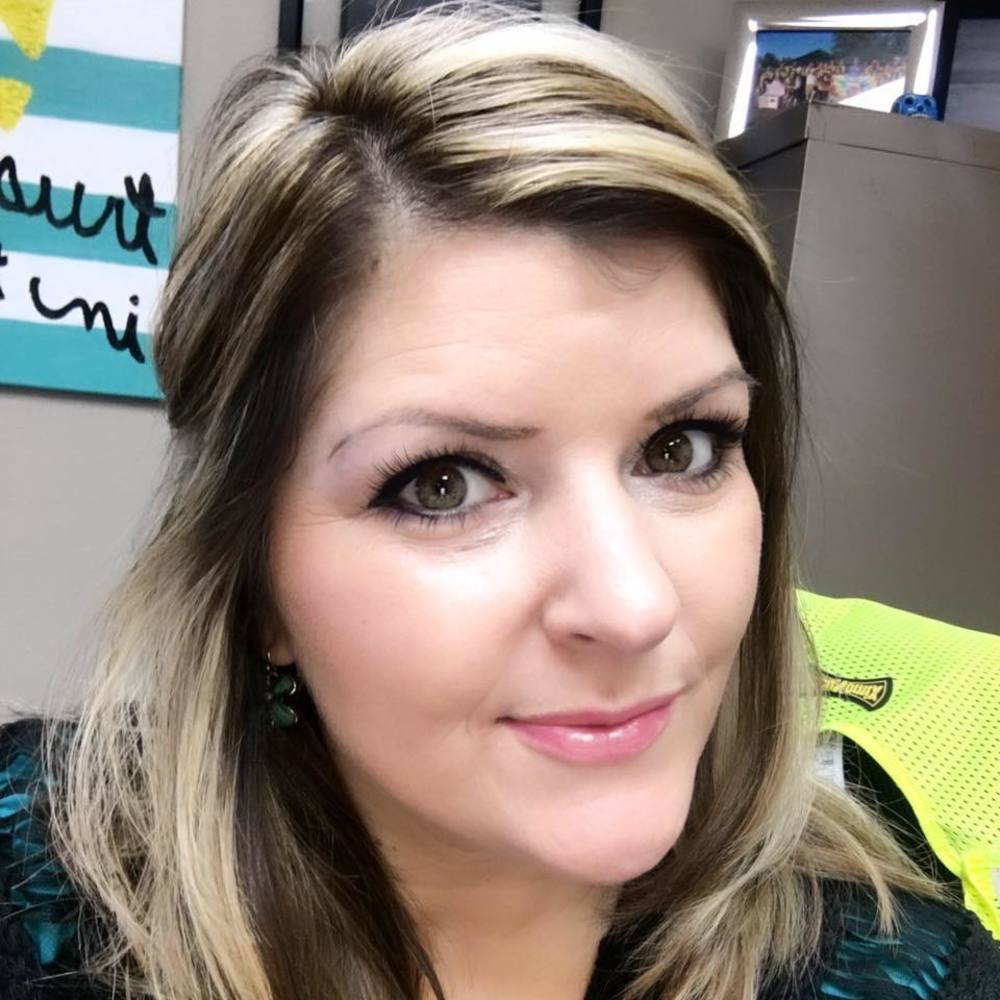 Meet your Posher, Crystal