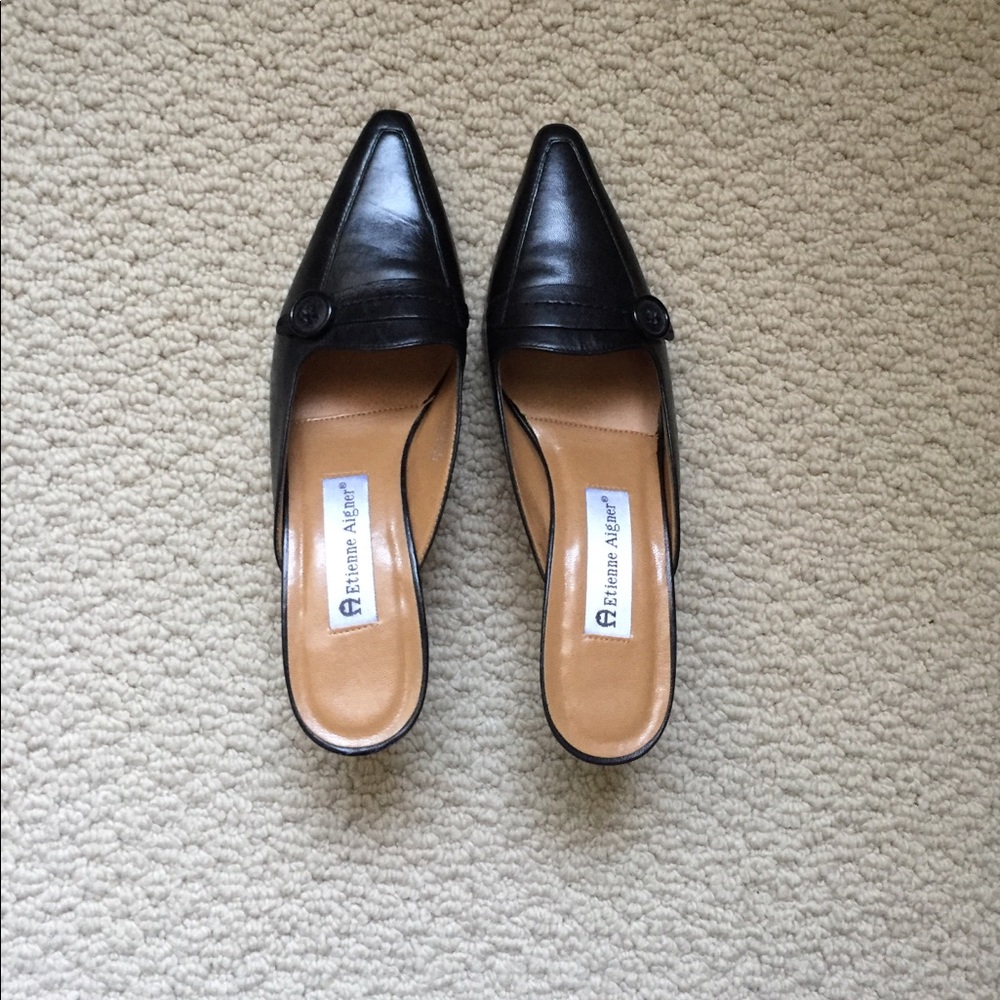 Gorgeous Etienne Aigner shoes. Never worn. Size 7.