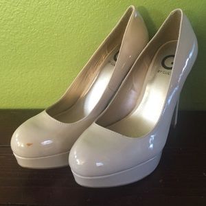 Nude Guess Pumps! BLOWOUT SALE!!!