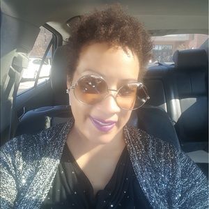 Meet your Posher, Christy