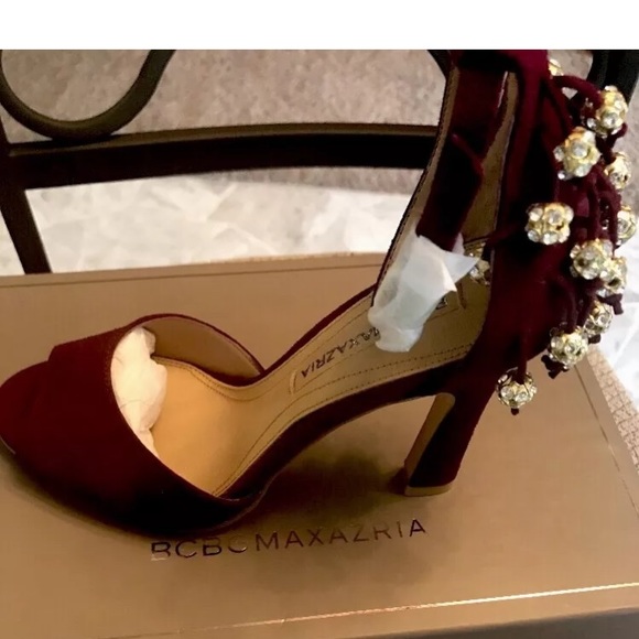 BCBG  sandals - Picture 1 of 7