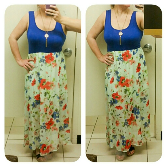 𝐌𝐚𝐝𝐞 𝐢𝐧 𝐔𝐒𝐀 Blue ivory red floral tank dress 1 Medium left Brand new - Picture 4 of 7