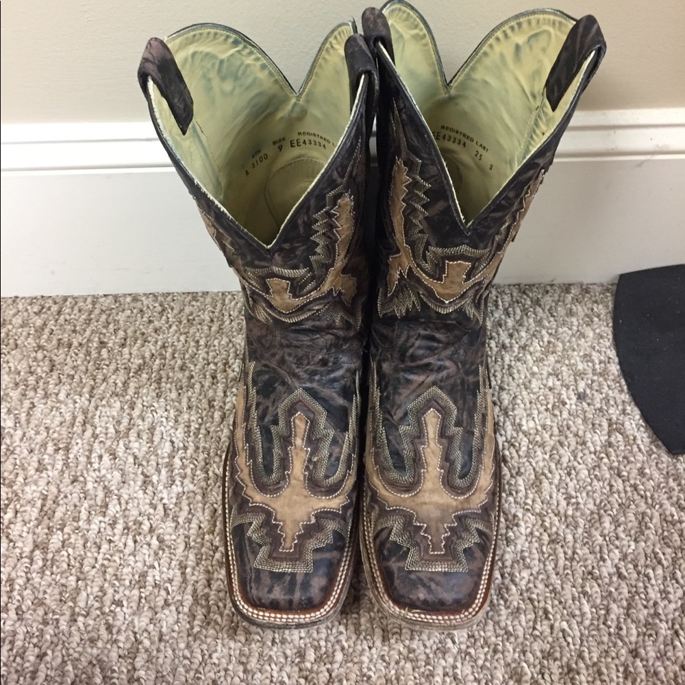 Corral Vintage Cowboy Boots
