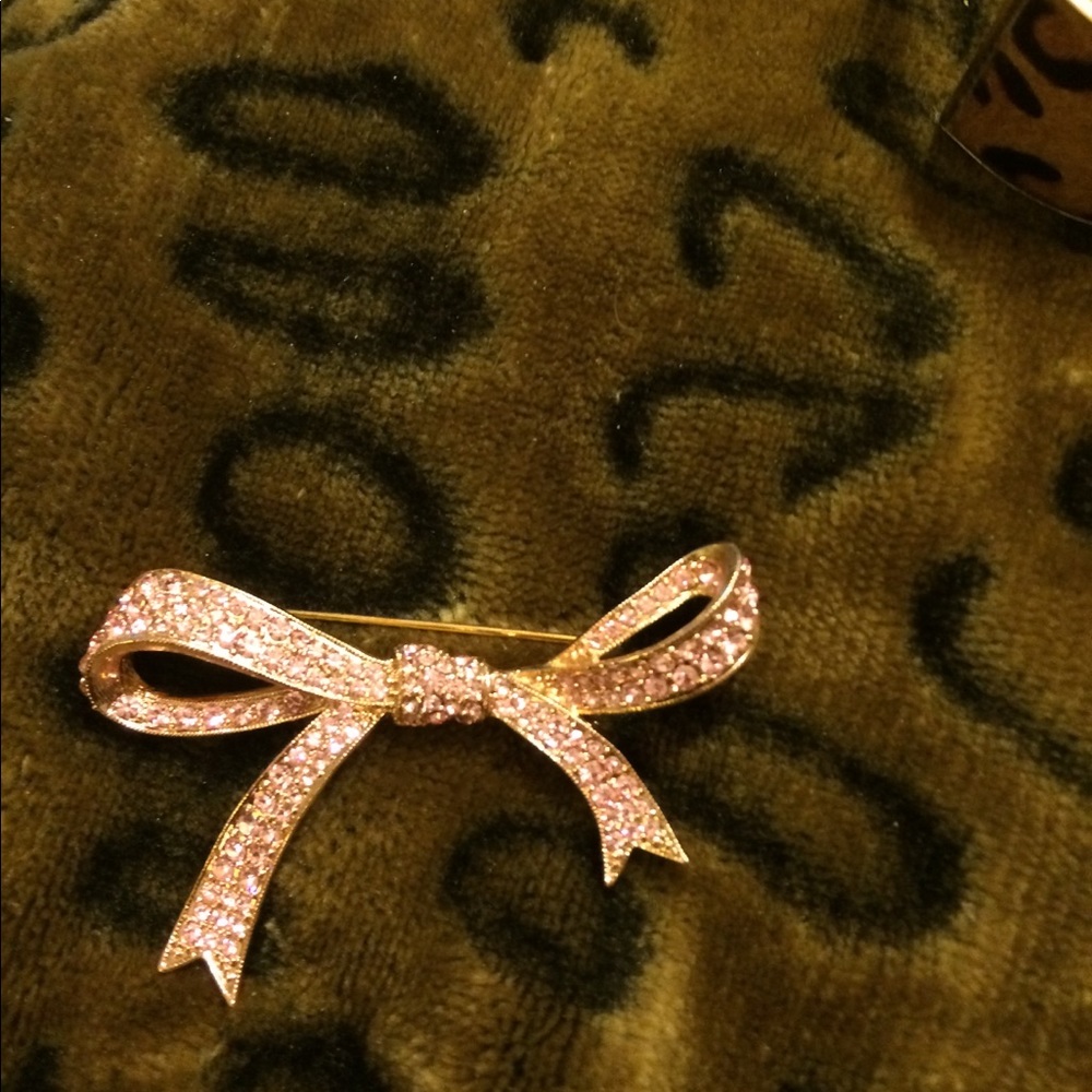 Pin - Picture 2 of 2