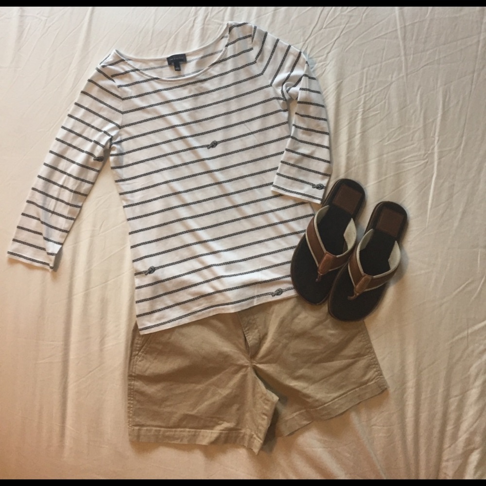 Old Navy Khaki shorts