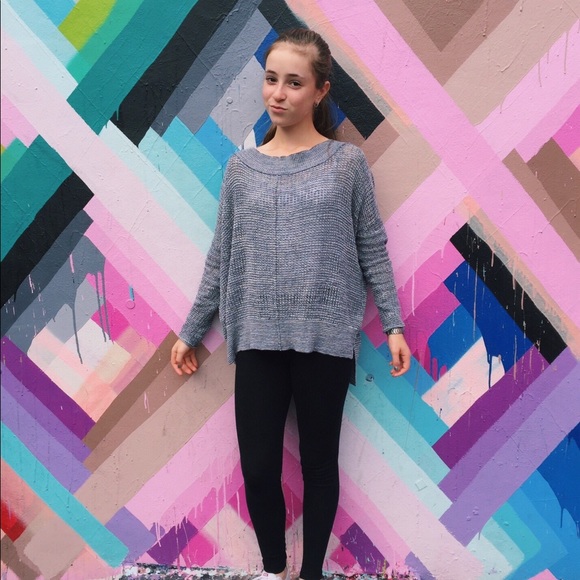 Meet your Posher, Romi - Picture 1 of 1