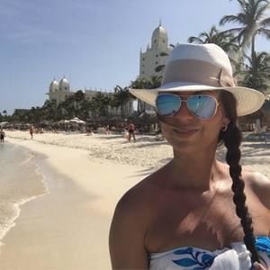 Meet your Posher, Kaya