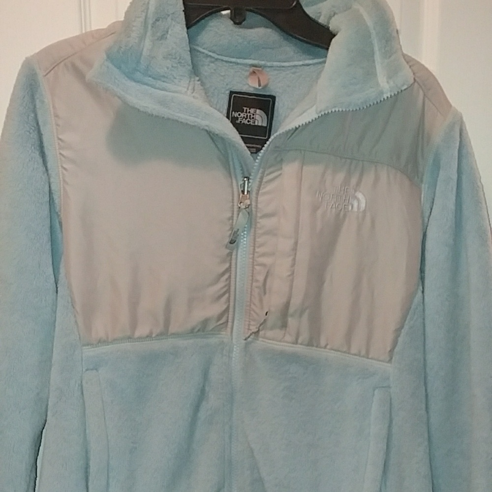 Women's north face.