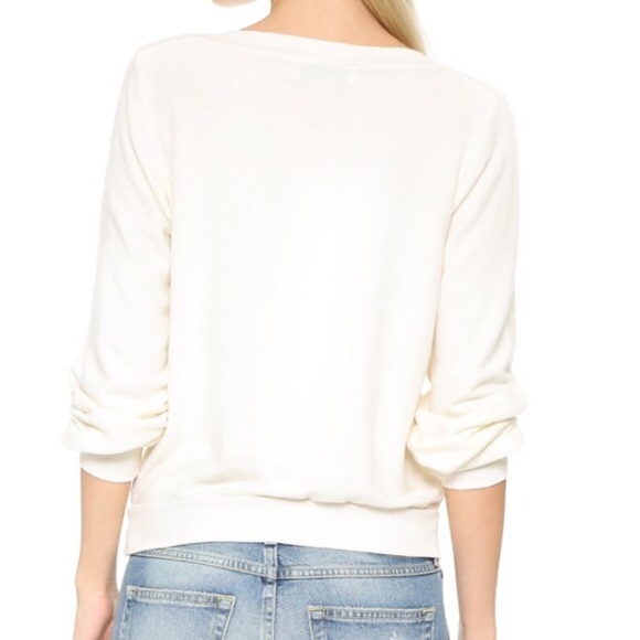 LAST CHANCE NWT Still hungry Wildfox beach jumper - Picture 2 of 3