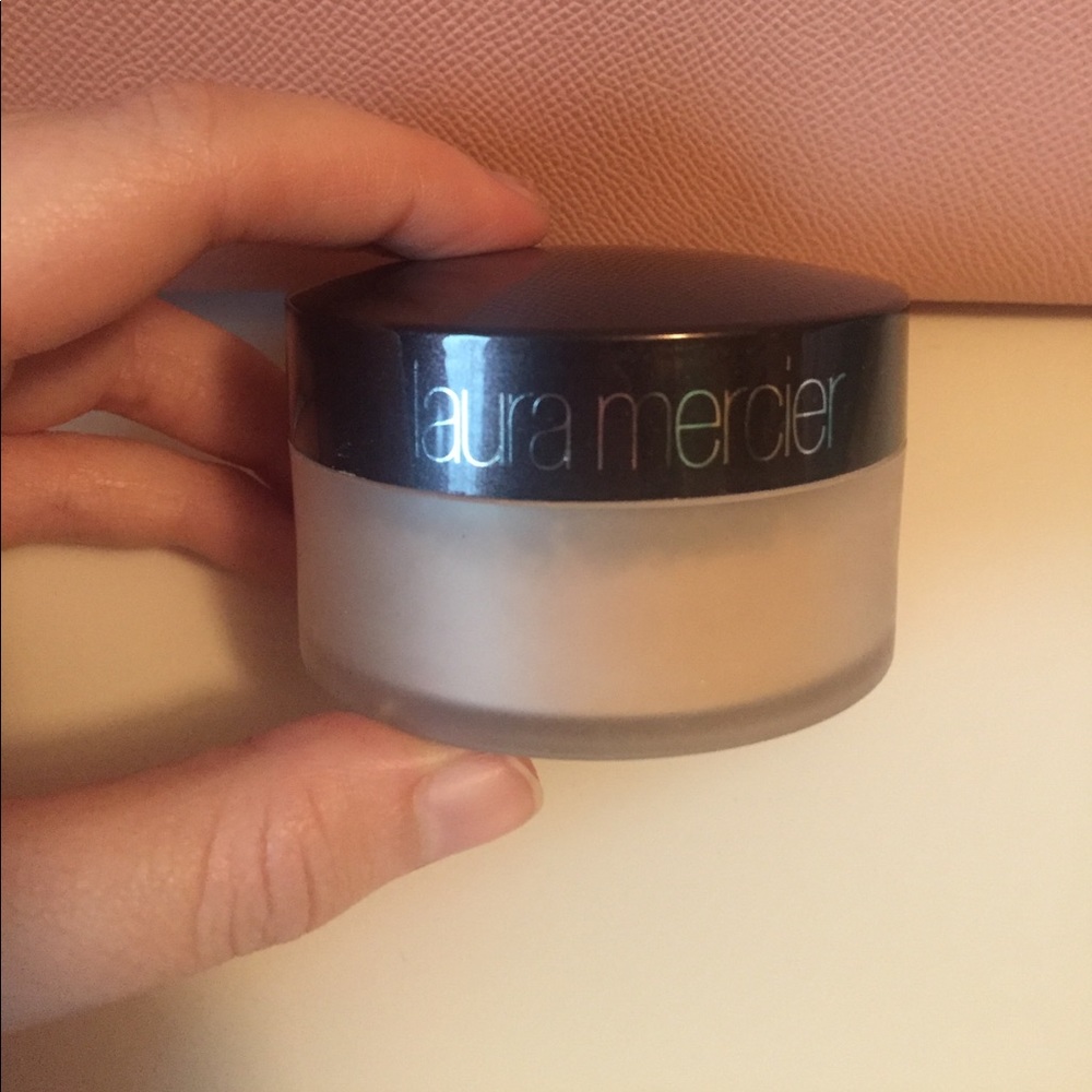 Laura mercier loose setting powder