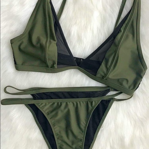 cupshe Other - CUPSHE Green and black bikini