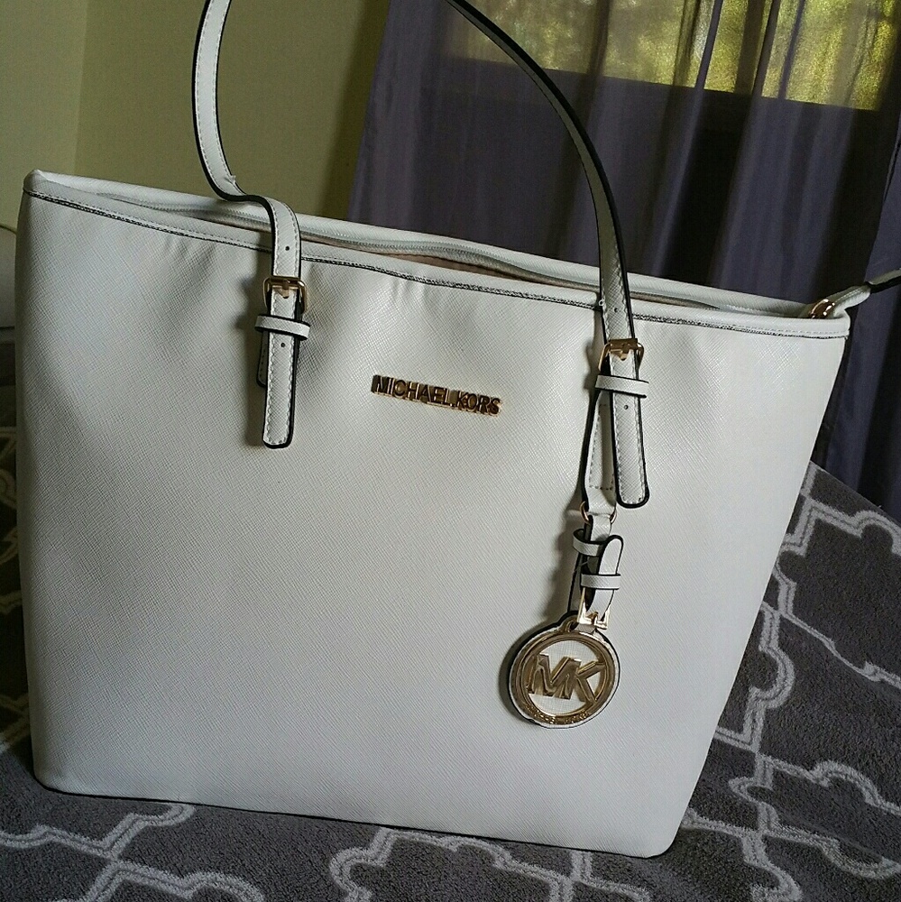 **New Michael Kors purse**