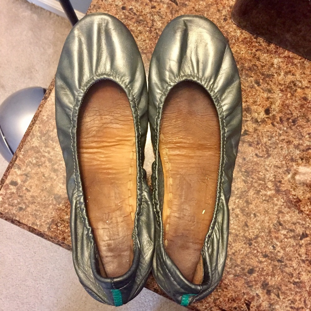 Metallic pewter Tieks Sz9