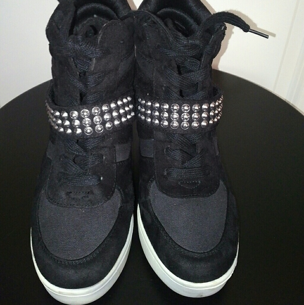 Olsenboye Wedge Tennis Shoes