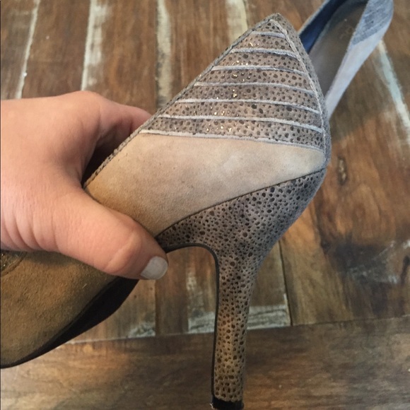 Auri Italian Suede and Leather Tan Heels Size 37 ! - Picture 3 of 4