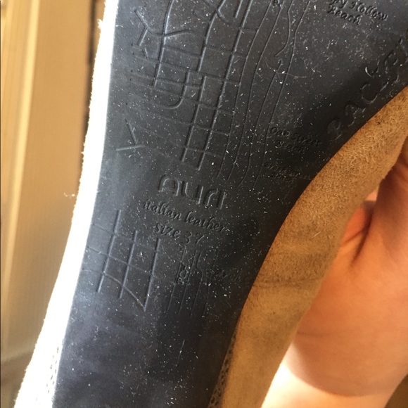 Auri Italian Suede and Leather Tan Heels Size 37 ! - Picture 4 of 4