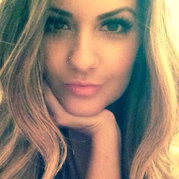 Meet your Posher, Casey - Picture 1 of 1