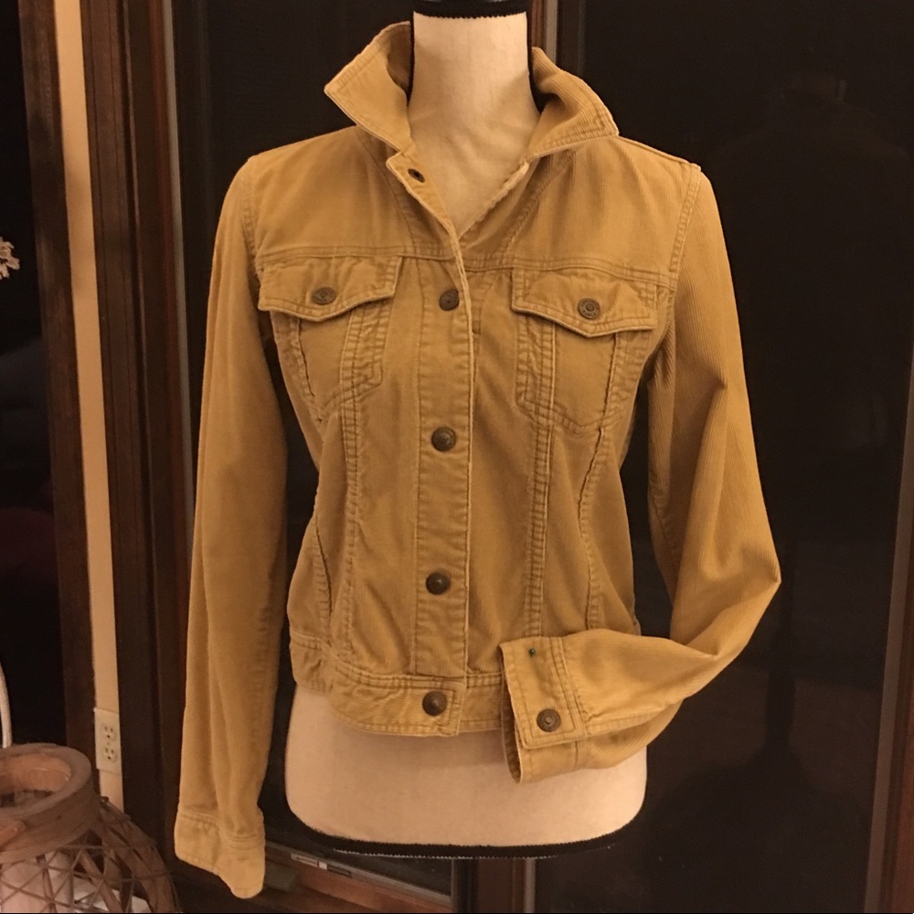 SOLD !  Woman Classic Corduroy Jacket