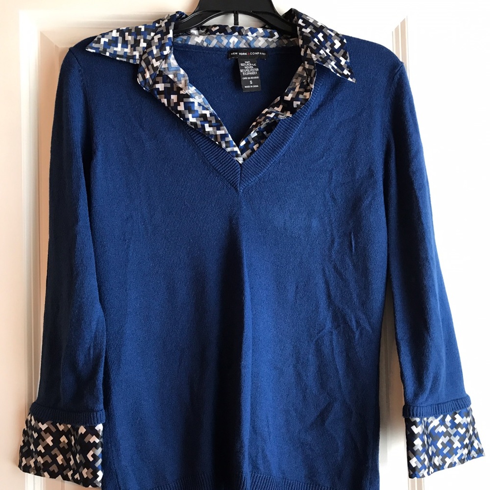 White House Black Market Sweater