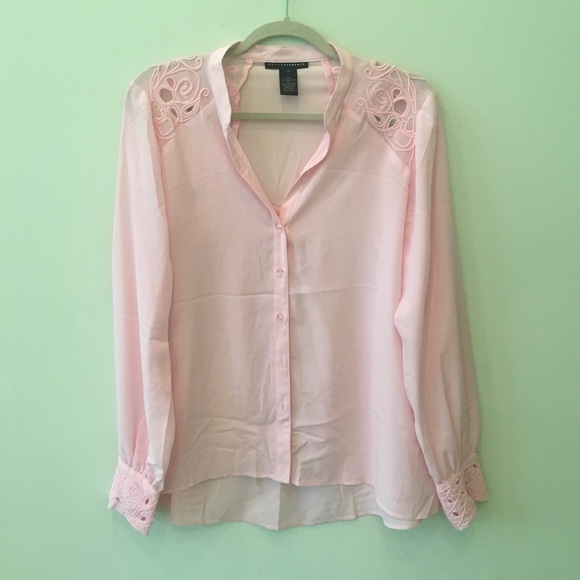 Pink blouse - Picture 1 of 2