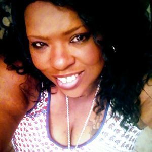 Meet your Posher, Valerie