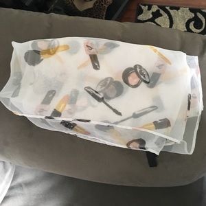 Makeup design chiffon scarf