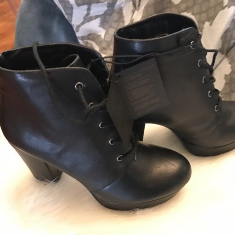 Ankle boots