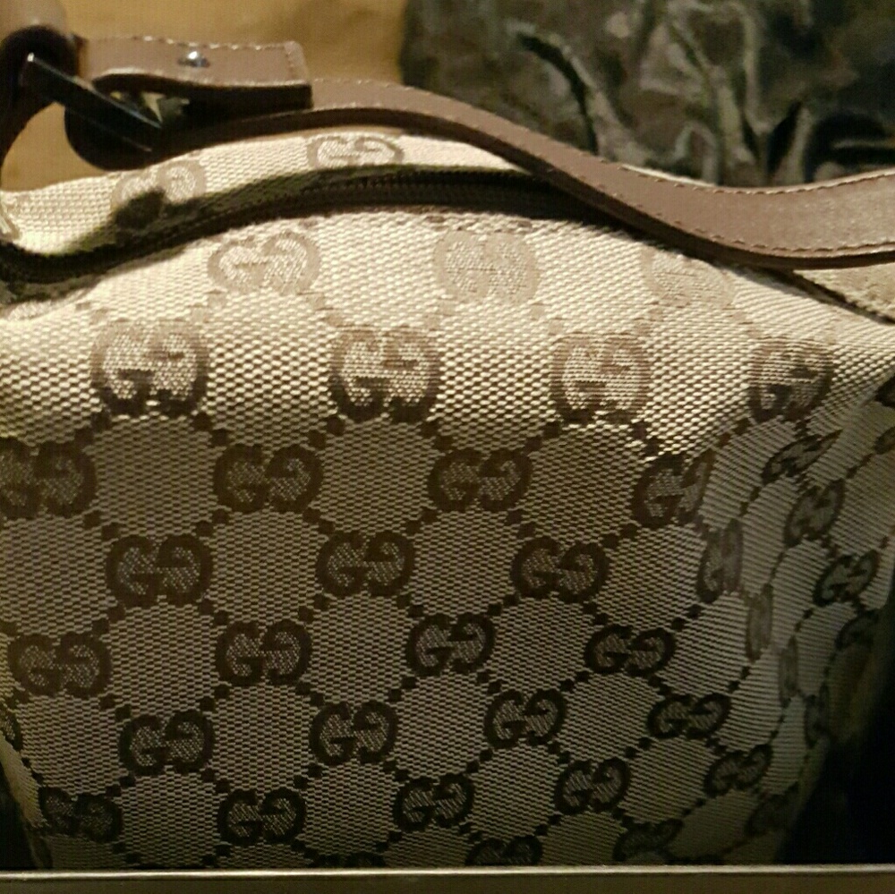 VINTAGE Authentic Gucci Bag GUARANTEED AUTHENTIC