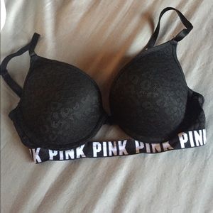 PINK Victoria's Secret tshirt bra