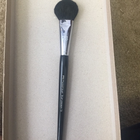 sephora blush brush