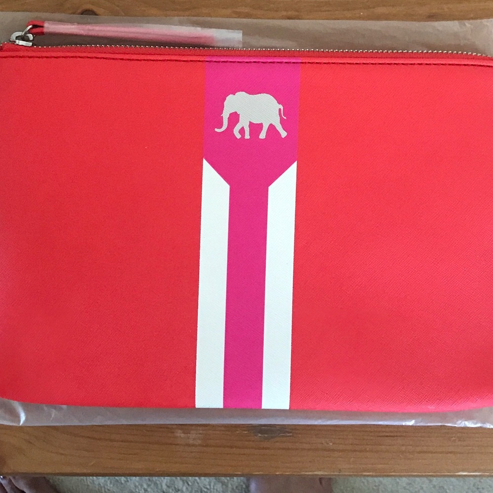 Stella & Dot Pouch. Brand New with elephant