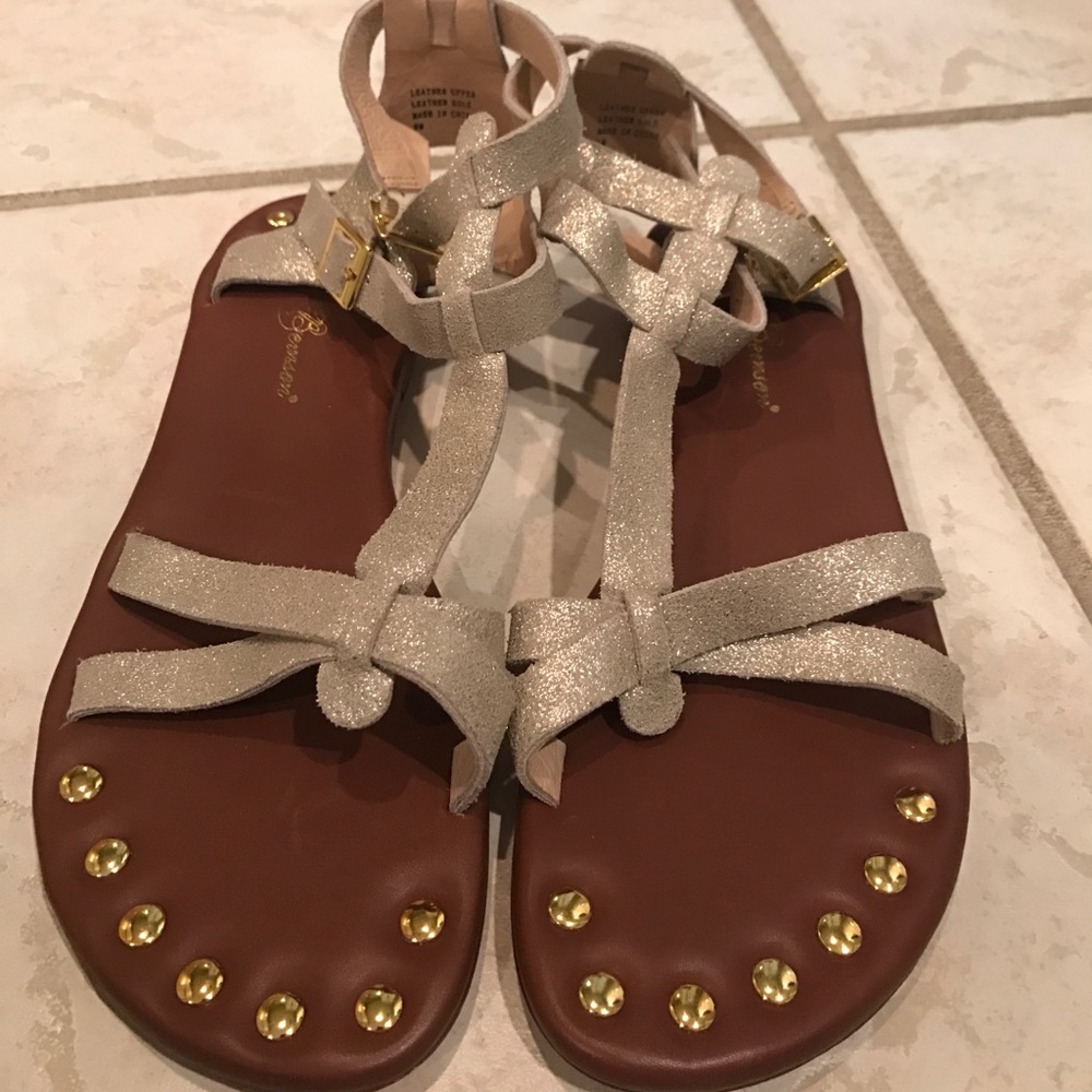 Gold sandal