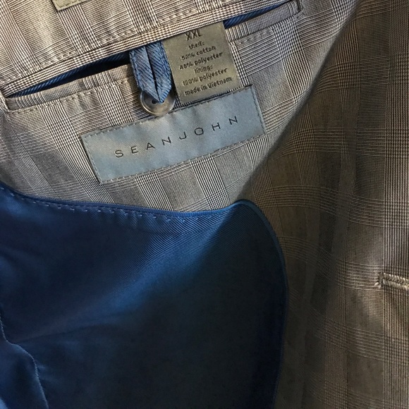 Blazer - Picture 2 of 3