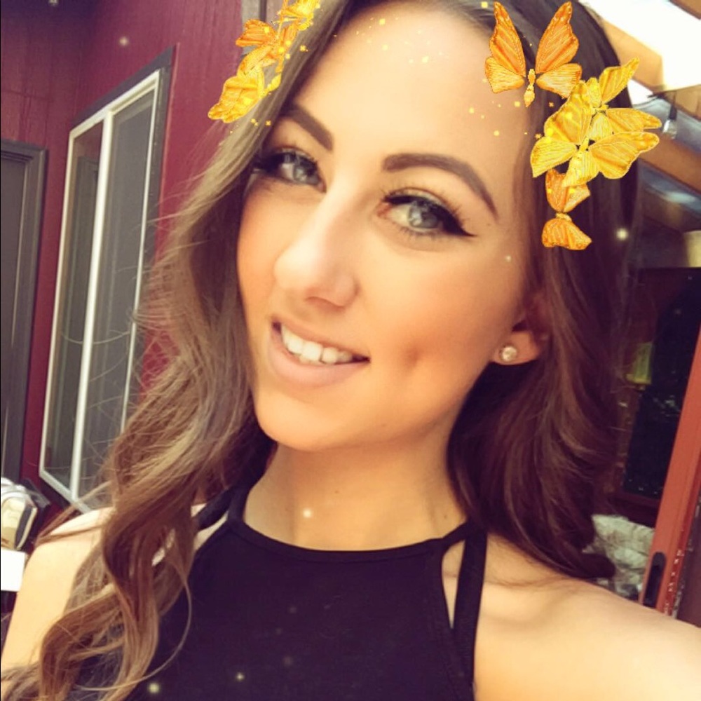 Meet your Posher, Jenna