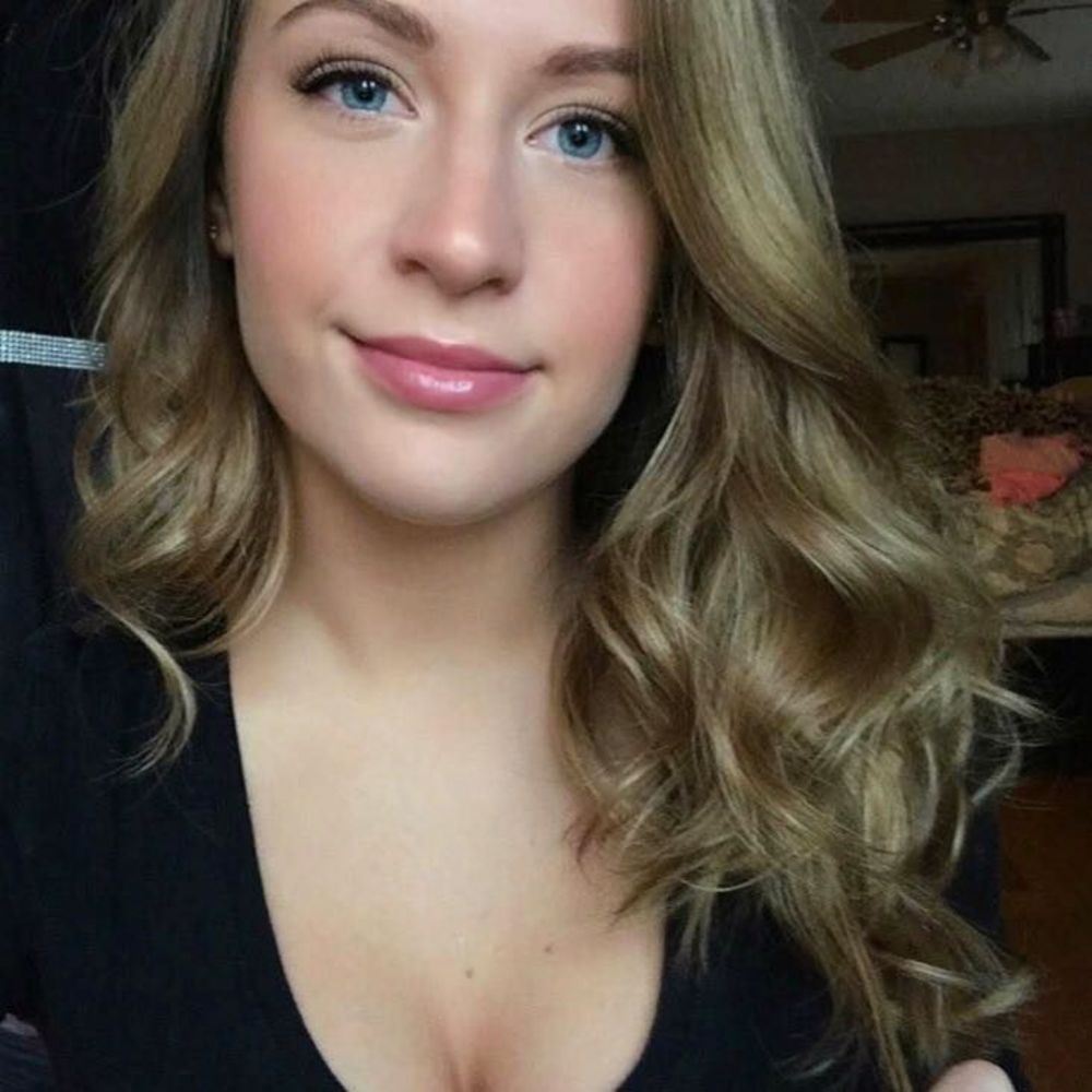 Meet your Posher, Lydia