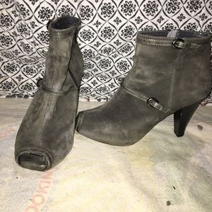 Worthington peep toe booties!