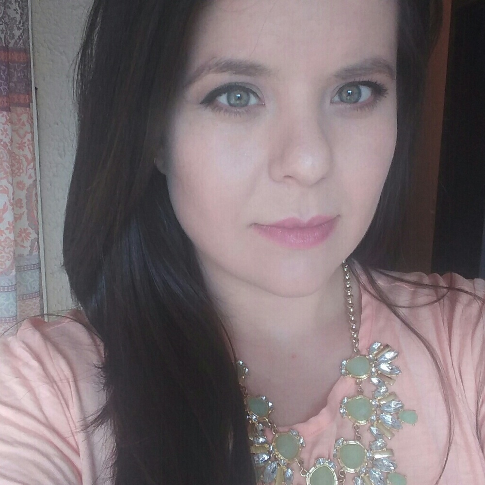 Meet your Posher, Alina