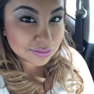 Meet your Posher, Eva