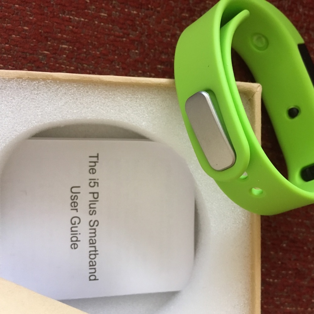 Lendoo i5 Plus Smartband. Green new in box - Picture 3 of 4
