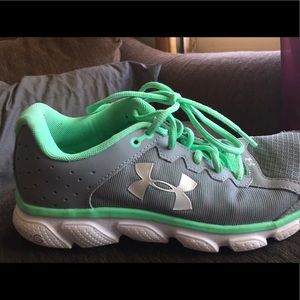 Under Armour Running shoes