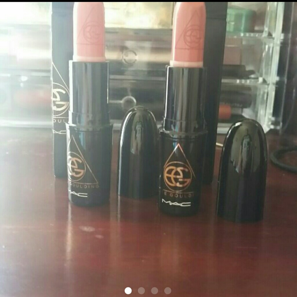 LE mac Ellie Goulding lipsticks